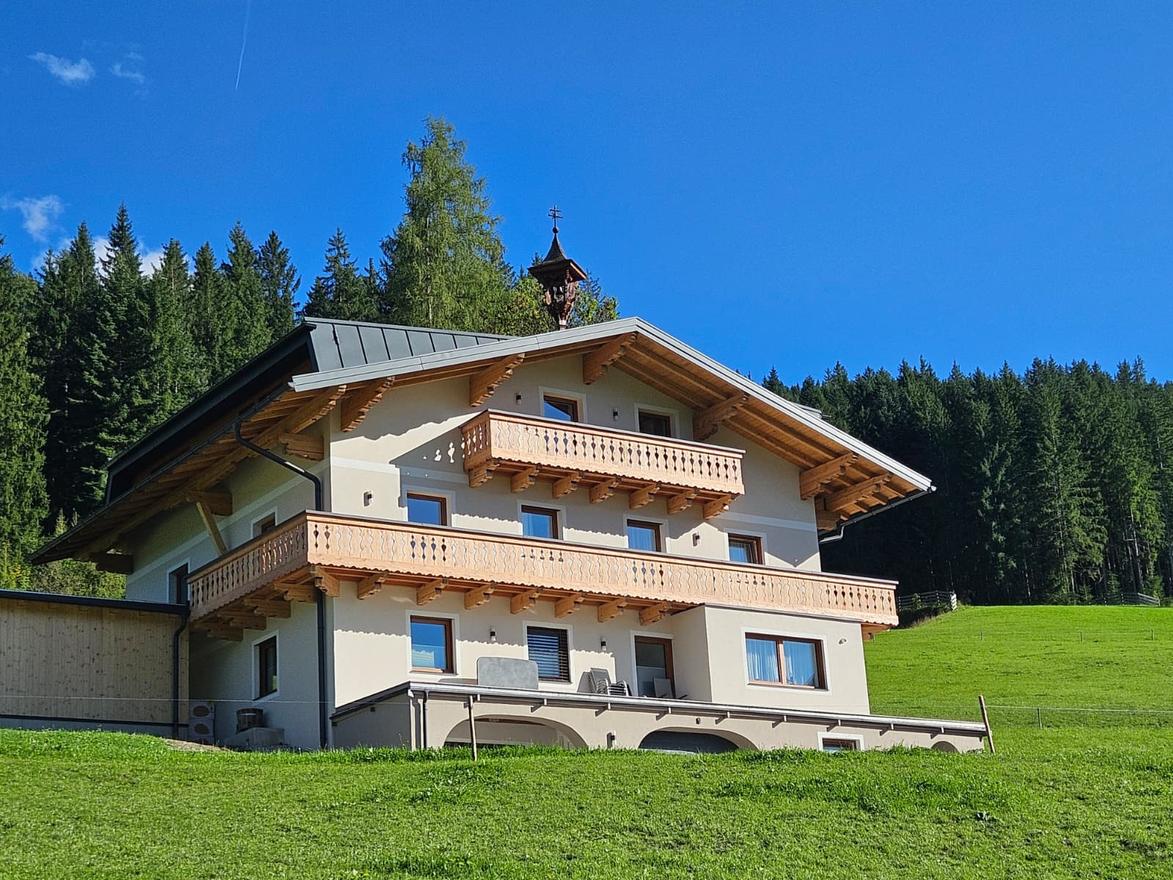 Agriturismo - Hausansicht - Peterlehen