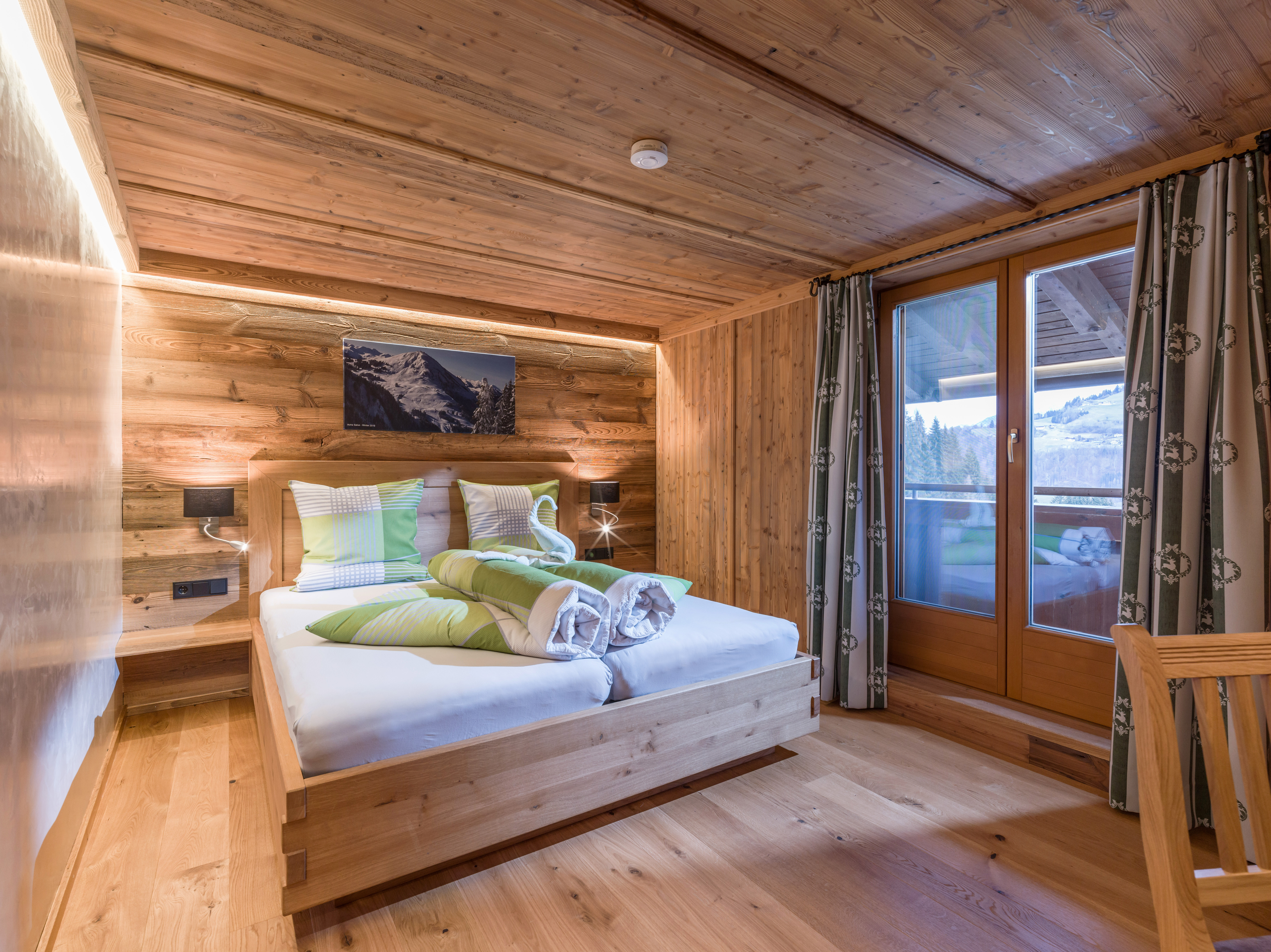 Ferien Bauernhof - Schlafzimmer mit Aussicht - FeWo "Hohe Salve"