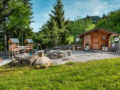 Urlaub auf dem Bauernhof - Verleih: Wanderstöcke - Neubach (Annaberg-Lungötz) - Der Oberbichlhof