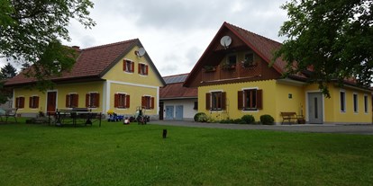 vacanza in fattoria - Petzelsdorf in der Weststeiermark - Unser Bauernhof liegt umgeben von einem Streuobstgarten mitten in der Südweststeiermark. - Ermi