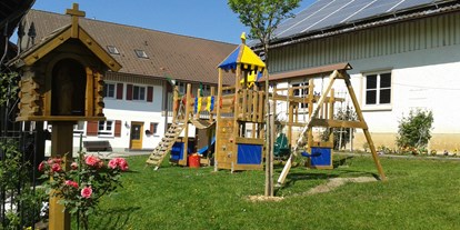 Urlaub auf dem Bauernhof - PLZ 6866 (Österreich) - Spielplatz - Ferienhof Frei