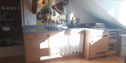 Urlaub auf dem Bauernhof - PLZ 87509 (Deutschland) - Unser Hüttenzauber ist gemütlich, rustikal eingerichtet mit Waldbad - Alphaus