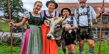 vakantie op de boerderij - Trampolin - Füssen - Wir die Familie Lochbihler 
Emma, Beate Franz-Josef Stefan - Lochbihlerhof in Wertach