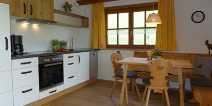 Urlaub auf dem Bauernhof - Umgebung: Urlaub in den Bergen - Allgäu - Liftstüble - Küche - Ferienhof Sinz