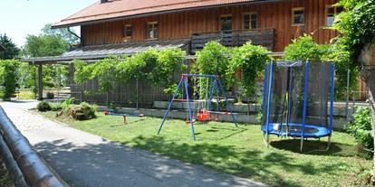 Urlaub auf dem Bauernhof - Art der Unterkunft: Ferienhaus - Neustift im Mühlkreis - Spielplatz - Ferienhof Landhaus Guglhupf