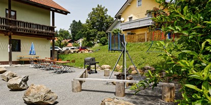 vacanza in fattoria - begehbarer Heuboden - Ferienhaus - Ferienhof Landhaus Guglhupf