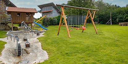 Urlaub auf dem Bauernhof - ideal für: Senioren - Bayern - Spielplatz - Fuchshof