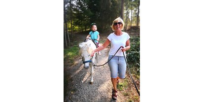Urlaub auf dem Bauernhof - ideal für: Wellness - Bayerischer Wald - Tägliche Ponywanderung - Ponyferienhof Eder