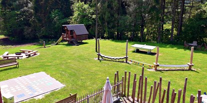 Urlaub auf dem Bauernhof - Terrasse oder Balkon am Zimmer - Neuendorf (Eifelkreis Bitburg-Prüm) - Einer unserer Spielplätze.  - Ferienhof Vennhof
