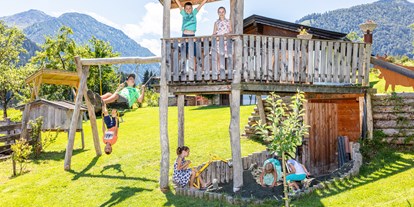 Urlaub auf dem Bauernhof - ideal für: Pärchen - Tiroler Unterland - Spielplatz mit vielen Spielmöglichkeiten.  - Biobauernhof Mittermoos