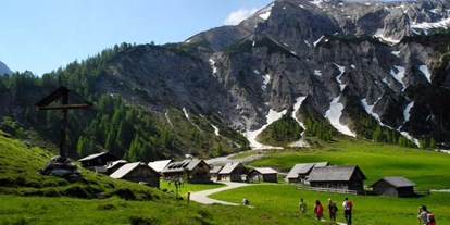 Urlaub auf dem Bauernhof - Skitouren - Schladming-Dachstein - Wanderung in den Bergen für die ganze Familie - Bergbauernhof Irxner - Urlaub am Bauernhof mit Hund