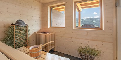 Urlaub auf dem Bauernhof - Fahrzeuge: Balkenmäher - Trentino-Südtirol - Sauna - Wieserhof