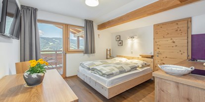 Urlaub auf dem Bauernhof - ideal für: Mitarbeit - Trentino-Südtirol - Schlafzimmer - Wieserhof
