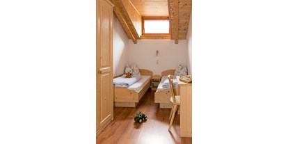 Urlaub auf dem Bauernhof - Preisniveau: moderat - Südtirol - Kinderschlafzimmer - Schgagulerhof