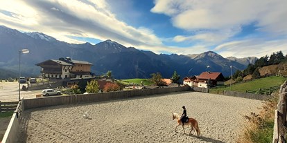 vacation on the farm - Wellness: Massagen - Tyrol - Der Veitenhof mit Reitplatz - Bio und Reiterhof der Veitenhof