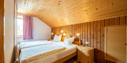 vacances à la ferme - ideal für: Pärchen - Stephanskirchen - Ferienwohnung Äpfelkammer
großer Wohn-Schlafraum - Estermannhof