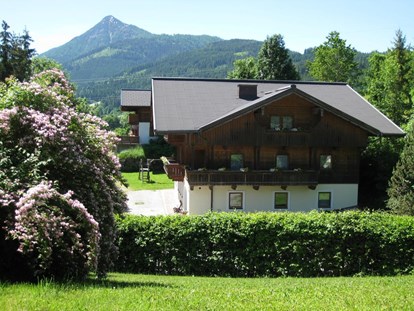 Urlaub auf dem Bauernhof - ideal für: Senioren - Hinterebenau - herrlicher Ausblick vom Ferienhaus Kuchelberg - Apartmenthaus Kuchelberg