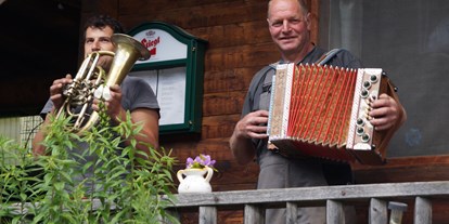 Urlaub auf dem Bauernhof - ideal für: Senioren - Goldberg (Dellach) - Hüttenzauber - Camping Lindlerhof am See - Ferienhäuser - Almhütten - Restaurant