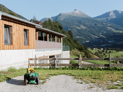 Urlaub auf dem Bauernhof - Fahrzeuge: Güllefass - Hauserdorf - Tofererhof