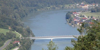 Urlaub auf dem Bauernhof - nachhaltige Landwirtschaft - Oberösterreich - unser wunderschöne Donaublick - Eselgut  mit  Donautraumblick