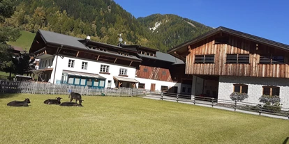 Urlaub auf dem Bauernhof - Fahrzeuge: Güllefass - Brixen-Albeins - Spätsommer am Matzilerhof - Matzilerhof