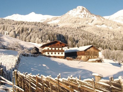 Urlaub auf dem Bauernhof - Vorderschneeberg - Winterurlaub in Skipistennähe am Biobauernhof Maurachgut  - Biohof Maurachgut