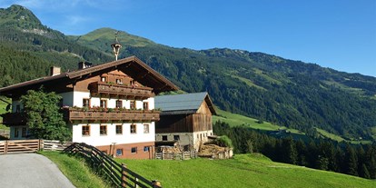 Urlaub auf dem Bauernhof - Mithilfe beim: Melken - Sommerurlaub in den Gasteiner Bergen - Biohof Maurachgut