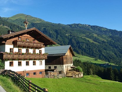 Urlaub auf dem Bauernhof - Mithilfe beim: Tiere pflegen - Sommerurlaub in den Gasteiner Bergen - Biohof Maurachgut