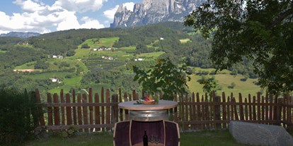 Urlaub auf dem Bauernhof - Preisniveau: moderat - Südtirol - Ausblick - Pignathof 