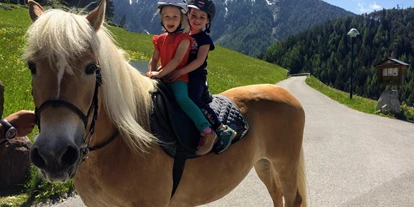 Urlaub auf dem Bauernhof - Art der Vergünstigung: Zusatzleistung - Tirol - Bio und Reiterhof der Veitenhof Reiterferien in Tirol