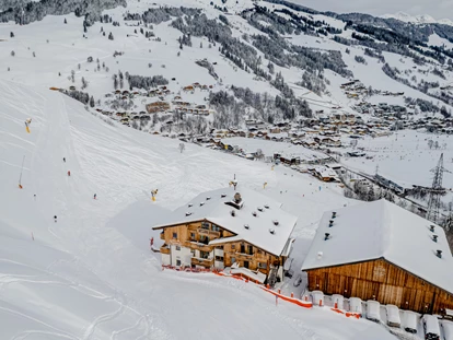 Urlaub auf dem Bauernhof - Unsere Lage direkt an der Skipiste im Winter - Ferienwohnungen Perfeldhof