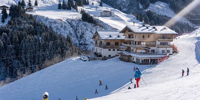 Urlaub auf dem Bauernhof - Bad Gastein - Skiurlaub direkt an der Skipiste - Ferienwohnungen Perfeldhof