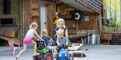 Urlaub auf dem Bauernhof - Saalfelden am Steinernen Meer - Spiel und Spaß für die Kids - Ferienwohnungen Perfeldhof