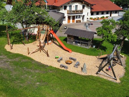 Urlaub auf dem Bauernhof - Spielplatz - Reit (Bruck an der Großglocknerstraße) - Ferienparadies Taxen