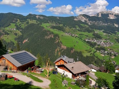 Urlaub auf dem Bauernhof - Tischtennis - Südtirol - Lüch Picedac Apartments
