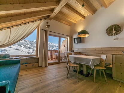 Urlaub auf dem Bauernhof - Mithilfe beim: Melken - Südtirol - Wohnung Armonia
 - Lüch Picedac Apartments