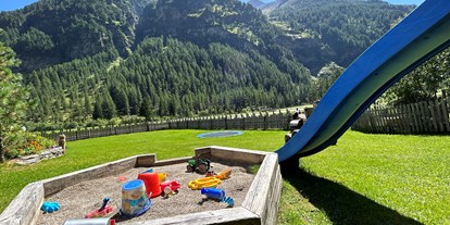 vacation on the farm - Verleih: Wanderstöcke - Italy - Feichterhof