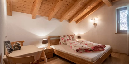 Urlaub auf dem Bauernhof - absolute Ruhelage - Alpen - Schlafzimmer Nr.1 - Zehenthof
