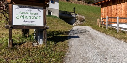 vacanza in fattoria - Südtirol - Auffahrt - Zehenthof