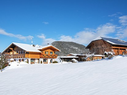 vacanza in fattoria - Mithilfe beim: Tiere pflegen - Trentino-Alto Adige - Titelbild Winter Außenansicht - Binterhof
