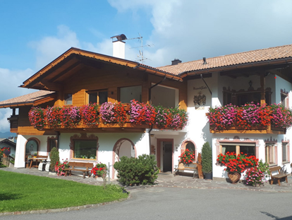 Urlaub auf dem Bauernhof - Fahrzeuge: Mähdrescher - Italien - Binterhof Haus - Binterhof