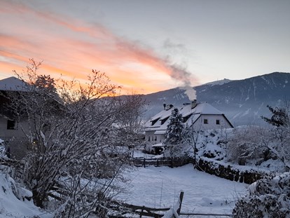 vacation on the farm - erreichbar mit: Auto - Mühlwald (Trentino-Südtirol) - Wir haben ganzjährig geöffnet. Das Skigebiet Kronplatz sowie die Wellnessoase Cron3 und Cron4 sind nur 10 Autominuten von uns entfernt - Ferienwohnungen Oberwieserhof