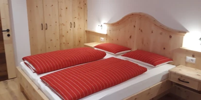 vakantie op de boerderij - Fernseher am Zimmer - Südtirol - Appartement ALM Zirben Zimmer für 2-3 Personen - Veiderhof