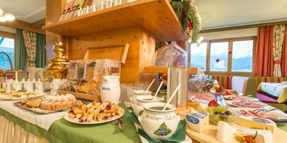 Urlaub auf dem Bauernhof - ideal für: Pärchen - Weißpriach - Großes Frühstücksbuffet mit Produkten aus der Region und Müsliecke - Reiterhof Seiterhof