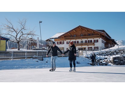 Urlaub auf dem Bauernhof - Tirol - Eisstockschießen - Feriengut Unterhochstätt