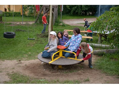 Urlaub auf dem Bauernhof - Selbstversorger - Schöneben (Liebenau) - Spielplatz - Familie Inghofer Franz