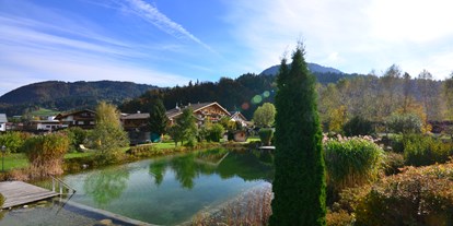 Urlaub auf dem Bauernhof - Tiroler Unterland - Unser Badesee hat eine Wasserfläche von 680 m².
Ein wahrer Genuss und Badespaß. - Familotel Landgut Furtherwirt