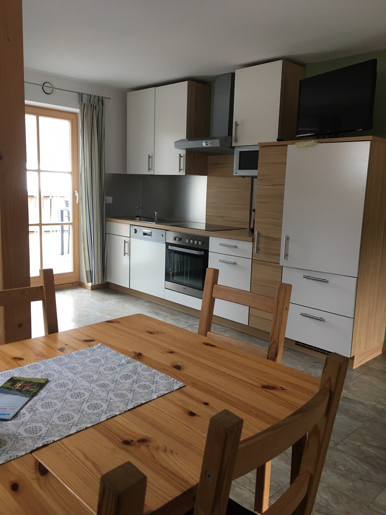 Büchlhof  Predstavitev prostorov Apartma Hohenstein