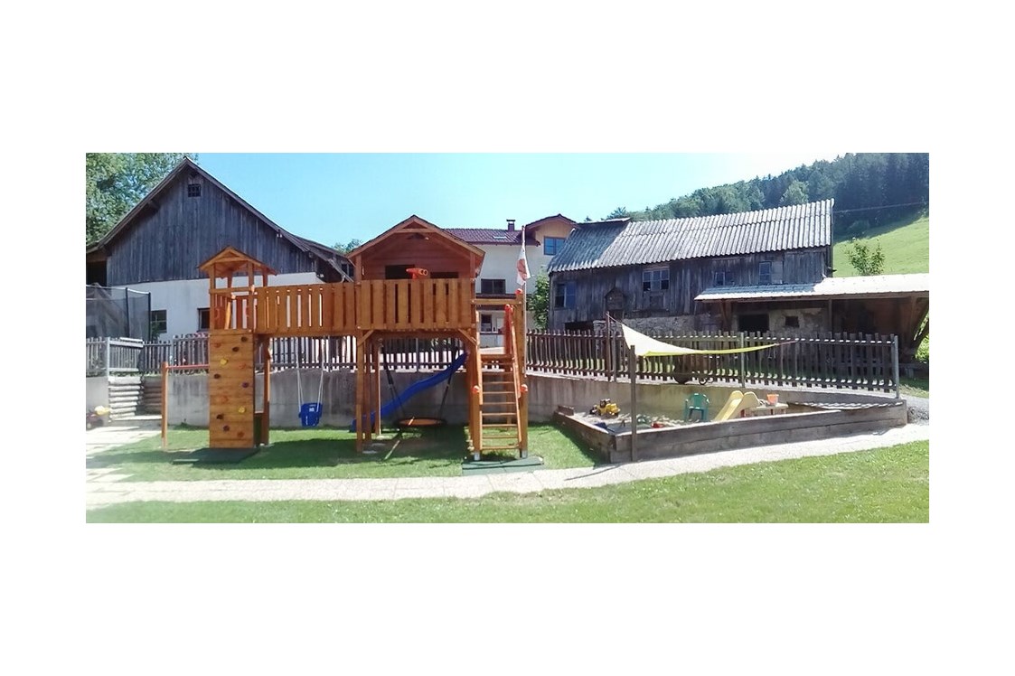 Ferien Bauernhof: Spielplatz - Büchlhof 