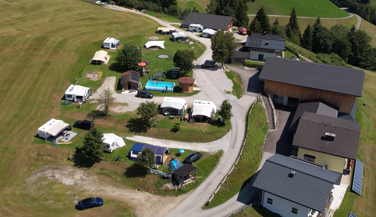Bergbauernhof Familienparadies Oberhasenberghof Vorstellung der Zimmer Campingplatz